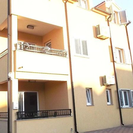 Apartments Horvat Vodice Bagian luar foto
